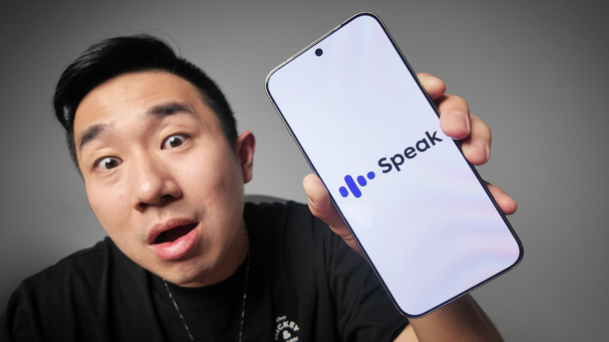 這篇實測心得記錄我使用 Speak AI 的完整感受，從分級、課程、AI 對話到複習設計，整理它和一般 AI 聊天工具的差別，也談談這款英文口說 App 到底適不適合想建立開口習慣的人。