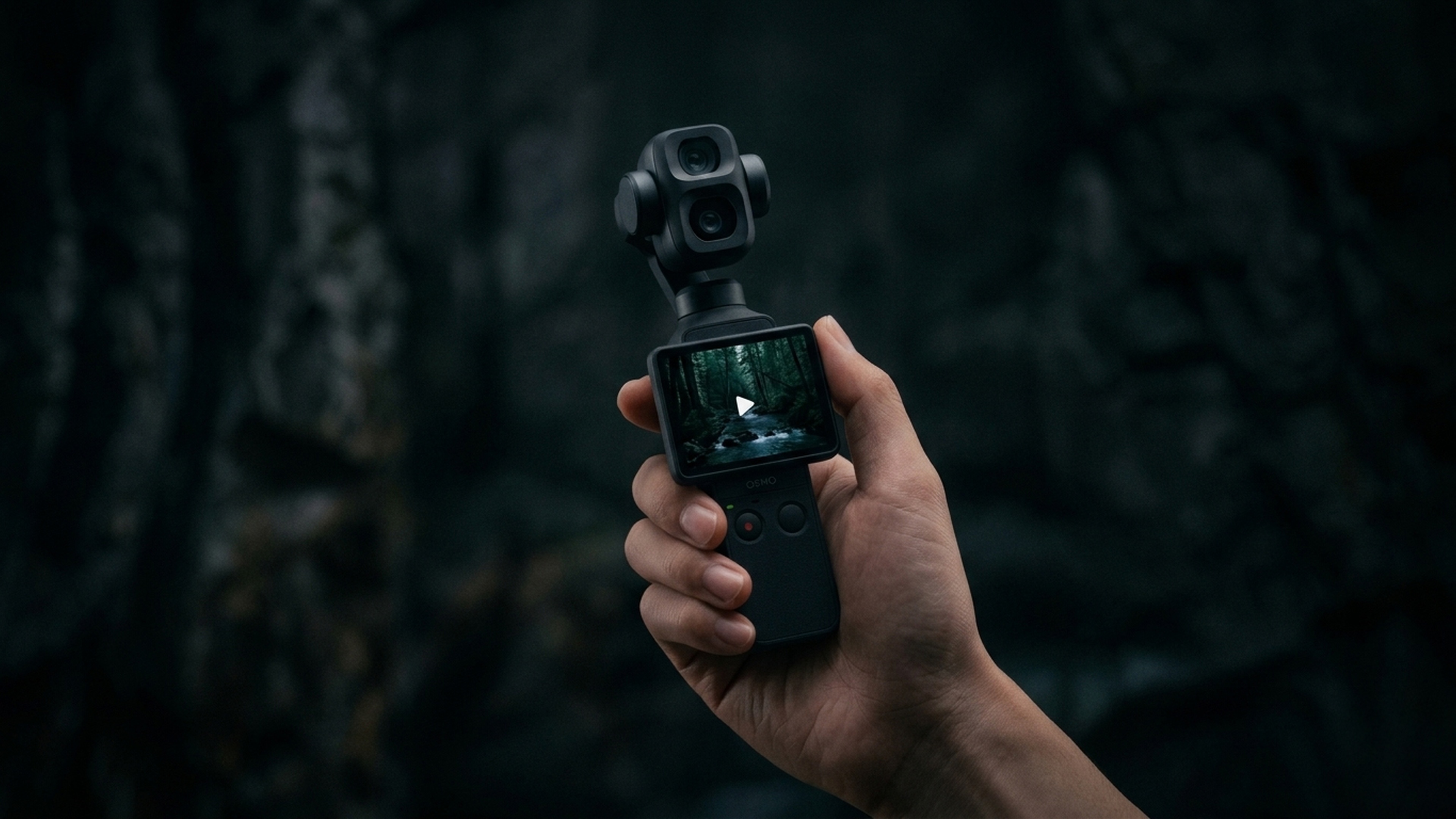 DJI Pocket 4 Pro 概念風格縮圖，呈現雙鏡頭口袋雲台相機的傳聞方向