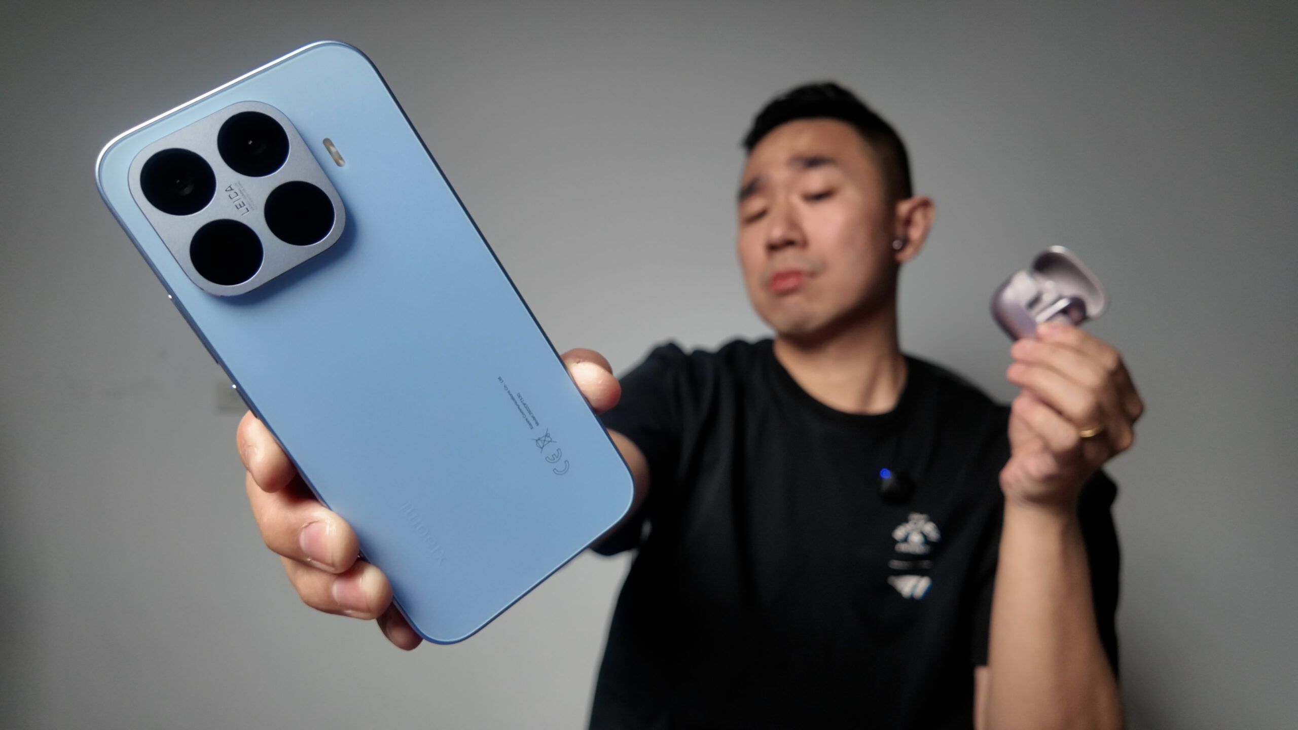 我把 Xiaomi 17T 當主力機實測幾天,從徠卡 5 倍長焦、Leica Live Moment、天璣 8500 Ultra 遊戲表現,到 6500mAh 矽碳電池續航、AI 寫作、護眼螢幕、一卡通與 eSIM 便利性,整理出七個最有感的使用心得與優缺點。