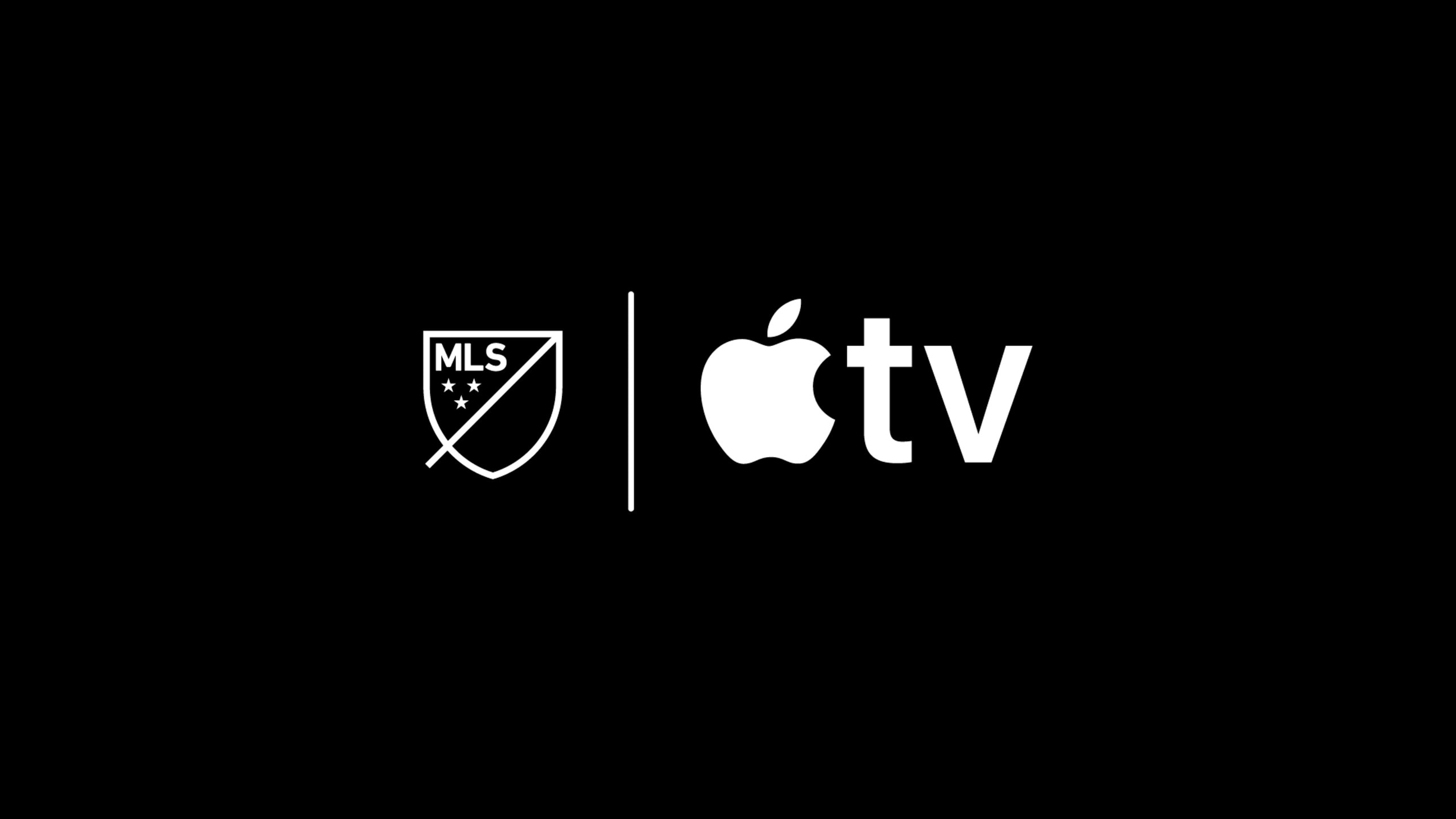 Apple TV 以智慧型手機參與專業足球轉播的場邊機位與球場燈光，強調 iPhone 17 Pro 帶來的新視角與臨場感